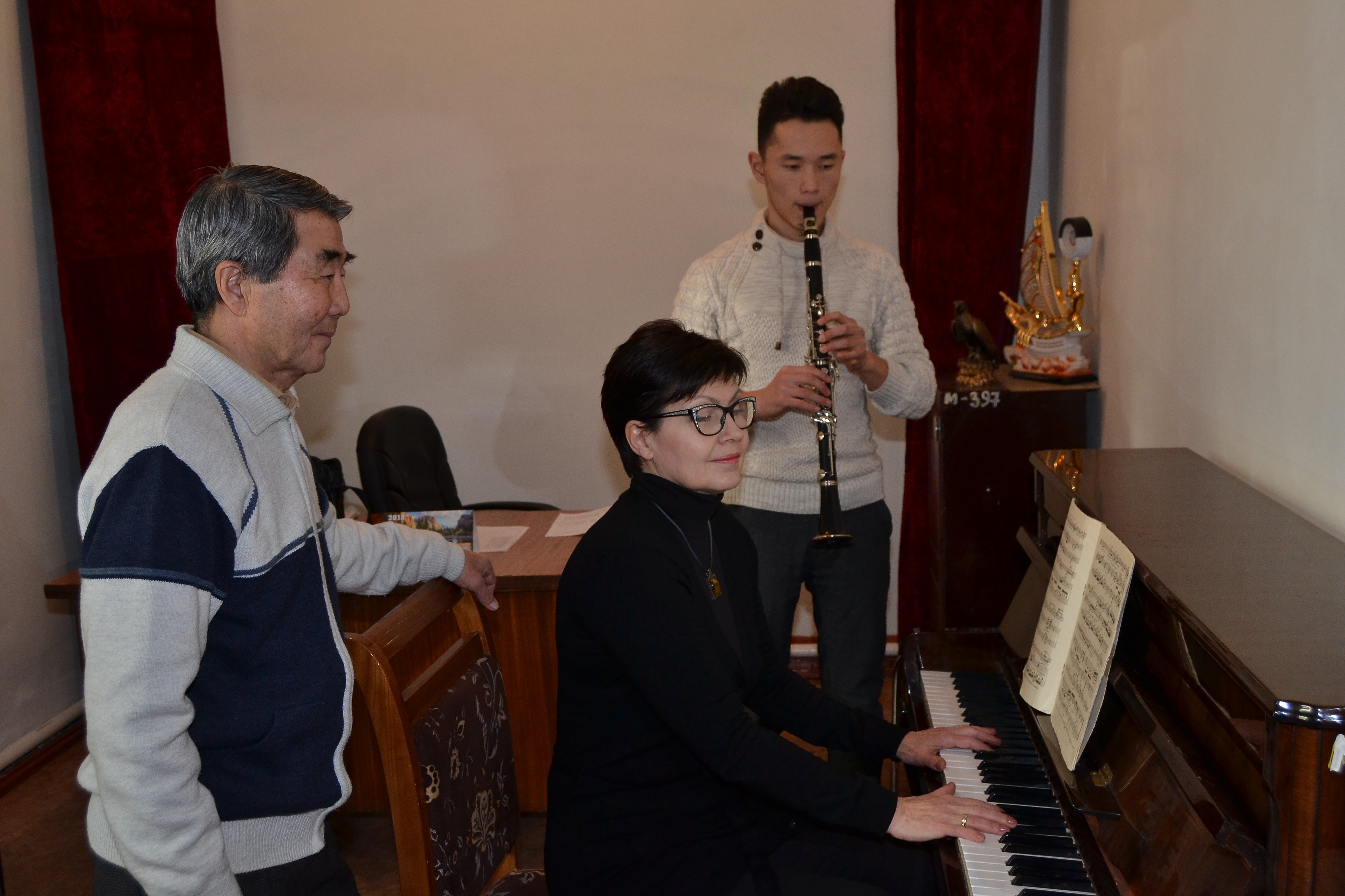 Духовых и ударных инструментов